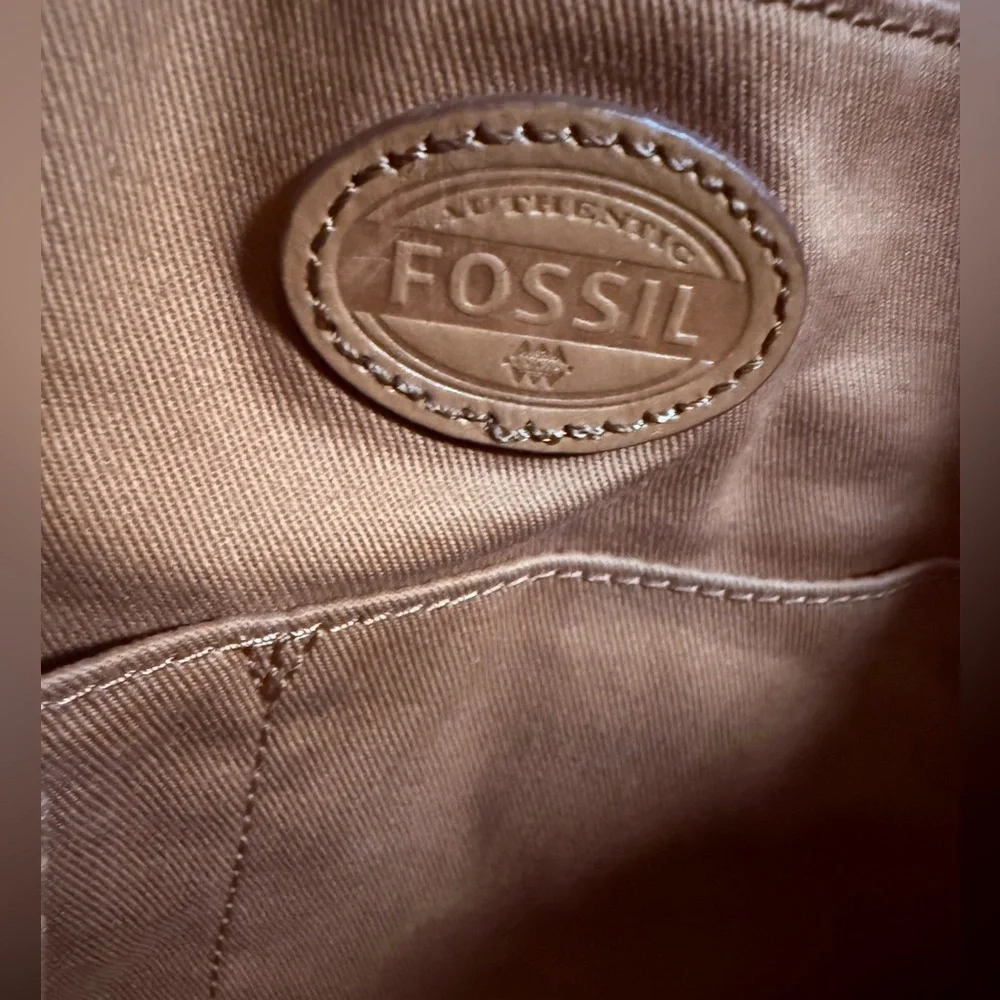 Fossil Black and Brown Textured Tote Handbag - Picture 8 of 9